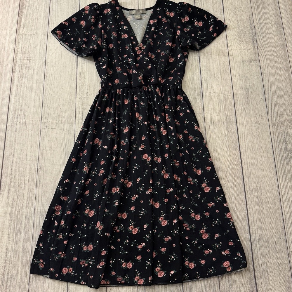 Lark & Grey Floral Midi Dress‎ Black Pink Rose Cottagecore Flutter Sleeve Medium